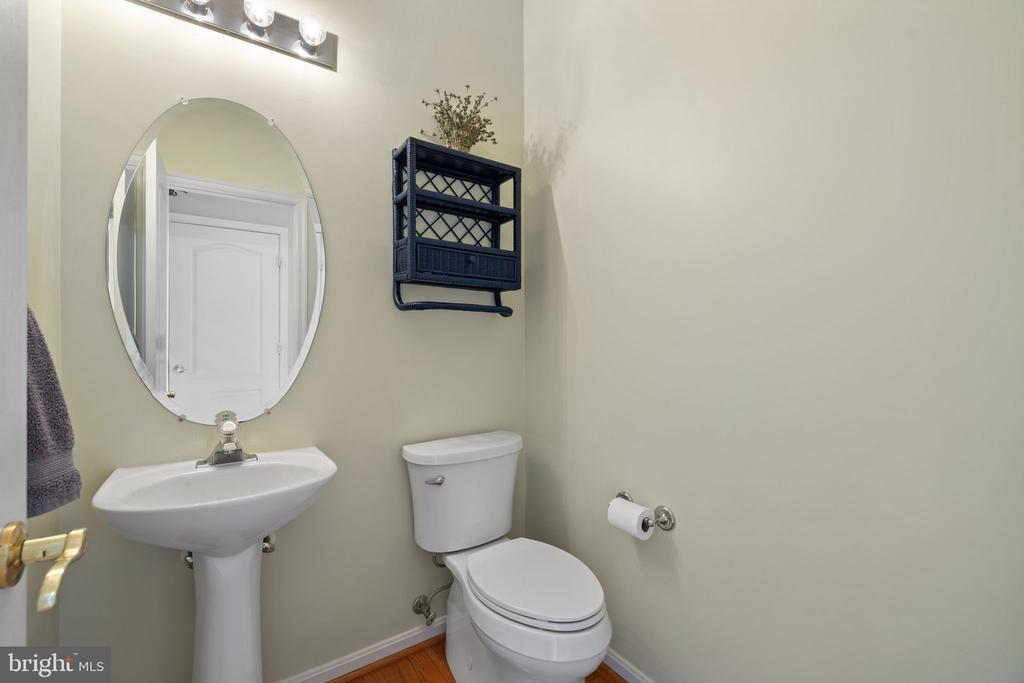 700 LANCREL RD, WARRENTON, Virginia 20186, 4 Bedrooms Bedrooms, ,2 BathroomsBathrooms,Residential,700 LANCREL RD,VAFQ2021520 MLS # VAFQ2021520