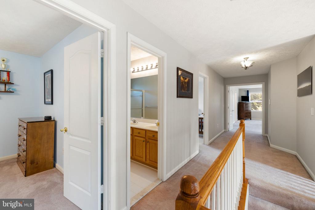 700 LANCREL RD, WARRENTON, Virginia 20186, 4 Bedrooms Bedrooms, ,2 BathroomsBathrooms,Residential,700 LANCREL RD,VAFQ2021520 MLS # VAFQ2021520