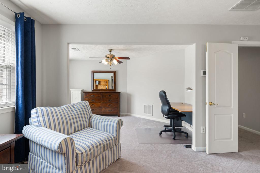 700 LANCREL RD, WARRENTON, Virginia 20186, 4 Bedrooms Bedrooms, ,2 BathroomsBathrooms,Residential,700 LANCREL RD,VAFQ2021520 MLS # VAFQ2021520