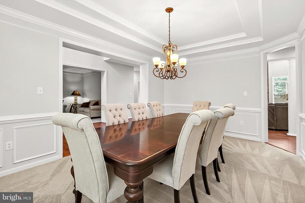 5548 EISELEY CT, WARRENTON, Virginia, 6 Bedrooms Bedrooms, ,4 BathroomsBathrooms,Residential,5548 EISELEY CT,VAFQ2021452 MLS # VAFQ2021452