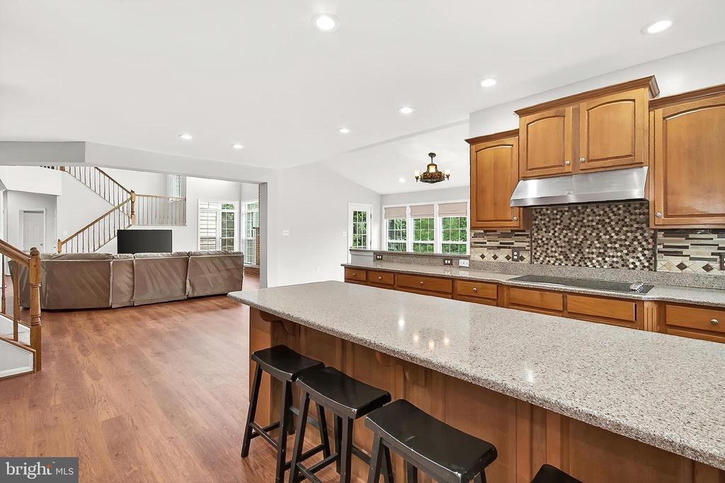 5548 EISELEY CT, WARRENTON, Virginia, 6 Bedrooms Bedrooms, ,4 BathroomsBathrooms,Residential,5548 EISELEY CT,VAFQ2021452 MLS # VAFQ2021452