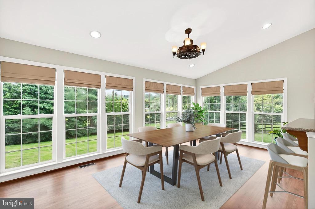 5548 EISELEY CT, WARRENTON, Virginia, 6 Bedrooms Bedrooms, ,4 BathroomsBathrooms,Residential,5548 EISELEY CT,VAFQ2021452 MLS # VAFQ2021452