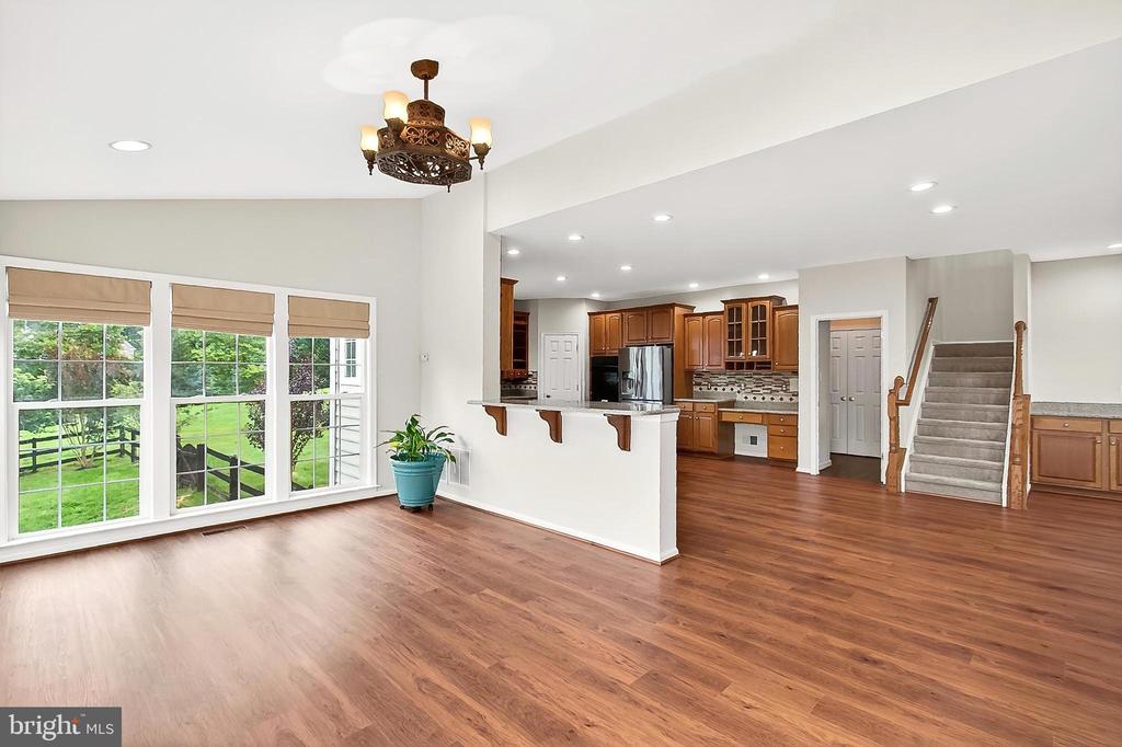 5548 EISELEY CT, WARRENTON, Virginia, 6 Bedrooms Bedrooms, ,4 BathroomsBathrooms,Residential,5548 EISELEY CT,VAFQ2021452 MLS # VAFQ2021452