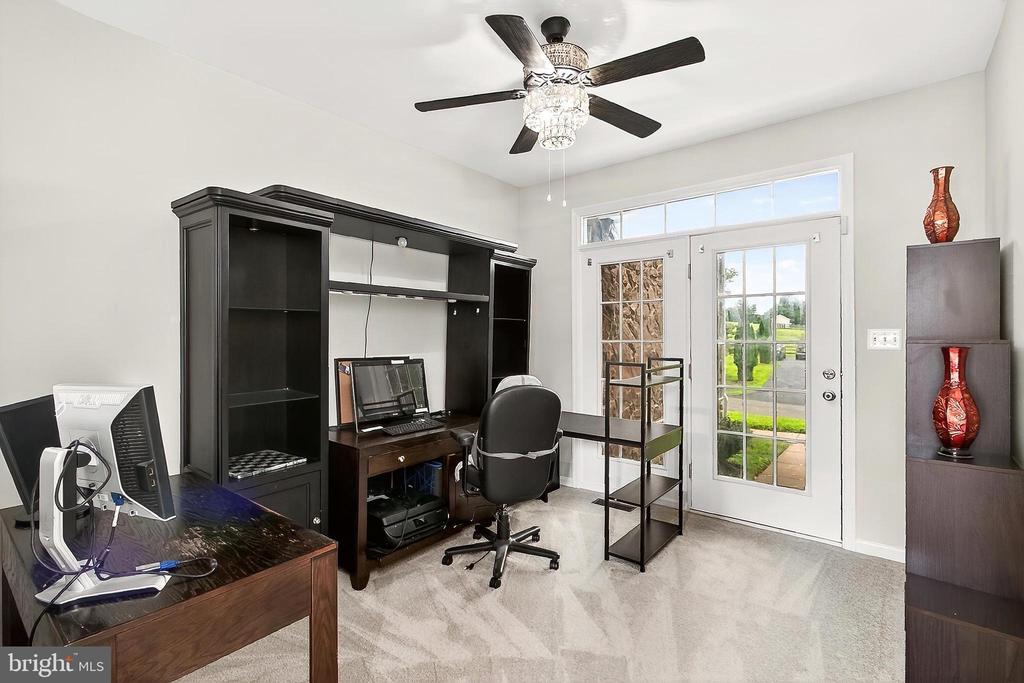 5548 EISELEY CT, WARRENTON, Virginia, 6 Bedrooms Bedrooms, ,4 BathroomsBathrooms,Residential,5548 EISELEY CT,VAFQ2021452 MLS # VAFQ2021452