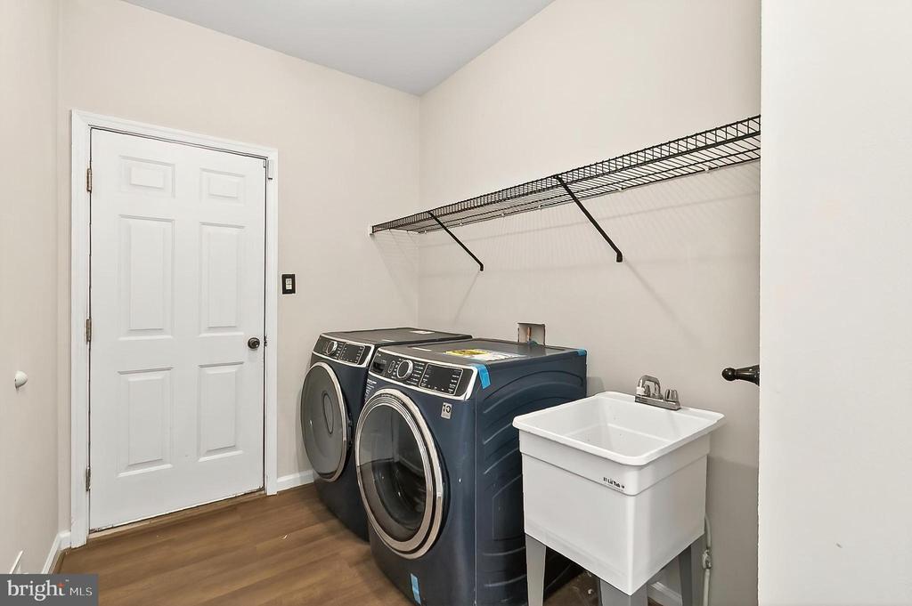 5548 EISELEY CT, WARRENTON, Virginia, 6 Bedrooms Bedrooms, ,4 BathroomsBathrooms,Residential,5548 EISELEY CT,VAFQ2021452 MLS # VAFQ2021452