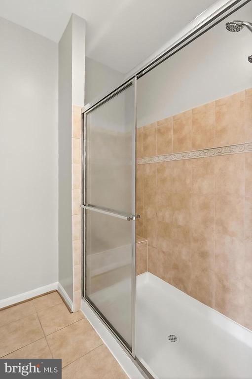 5548 EISELEY CT, WARRENTON, Virginia, 6 Bedrooms Bedrooms, ,4 BathroomsBathrooms,Residential,5548 EISELEY CT,VAFQ2021452 MLS # VAFQ2021452