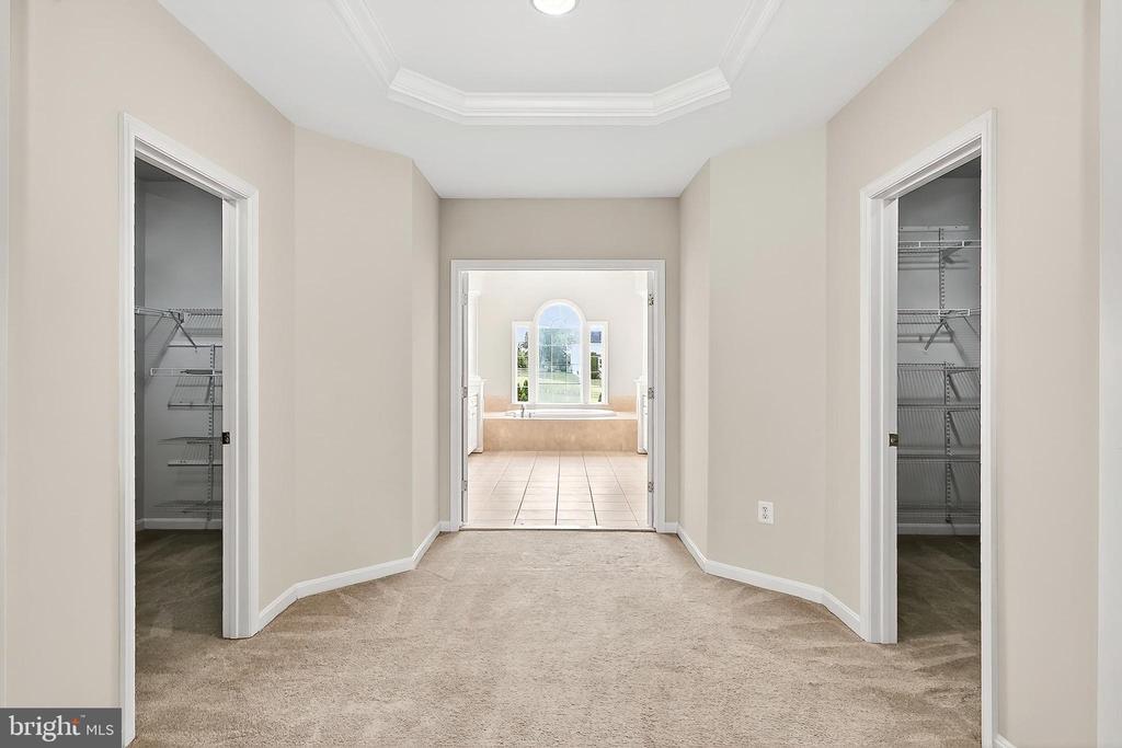 5548 EISELEY CT, WARRENTON, Virginia, 6 Bedrooms Bedrooms, ,4 BathroomsBathrooms,Residential,5548 EISELEY CT,VAFQ2021452 MLS # VAFQ2021452