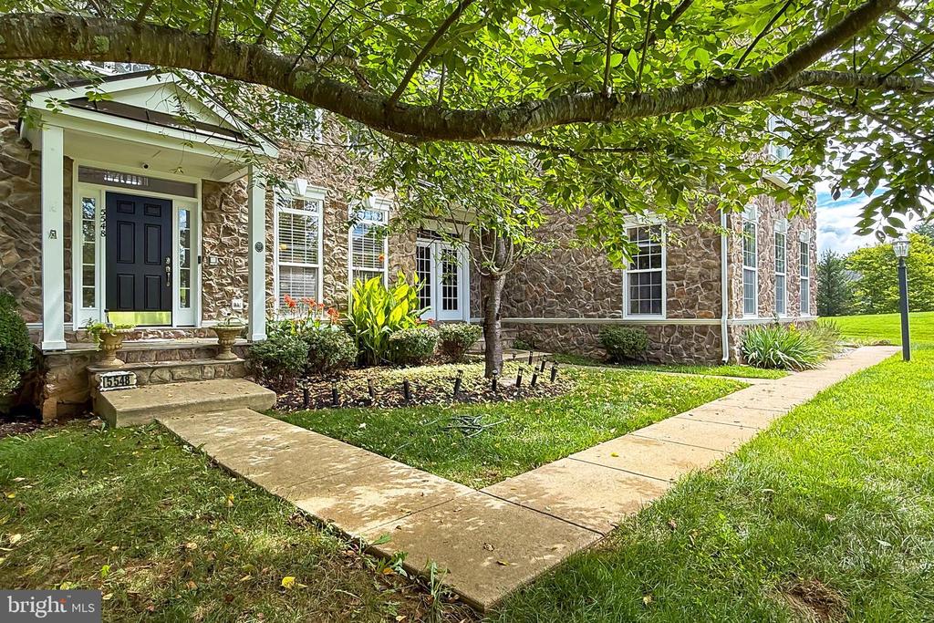 5548 EISELEY CT, WARRENTON, Virginia, 6 Bedrooms Bedrooms, ,4 BathroomsBathrooms,Residential,5548 EISELEY CT,VAFQ2021452 MLS # VAFQ2021452