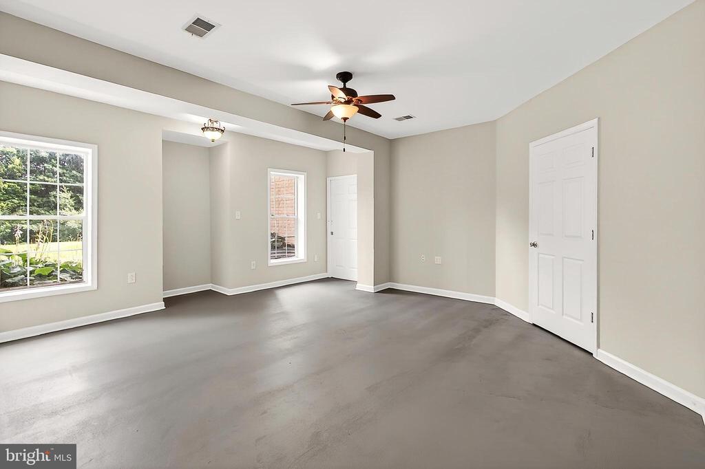 5548 EISELEY CT, WARRENTON, Virginia, 6 Bedrooms Bedrooms, ,4 BathroomsBathrooms,Residential,5548 EISELEY CT,VAFQ2021452 MLS # VAFQ2021452