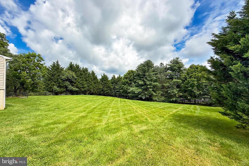 5548 EISELEY CT, WARRENTON, Virginia, 6 Bedrooms Bedrooms, ,4 BathroomsBathrooms,Residential,5548 EISELEY CT,VAFQ2021452 MLS # VAFQ2021452