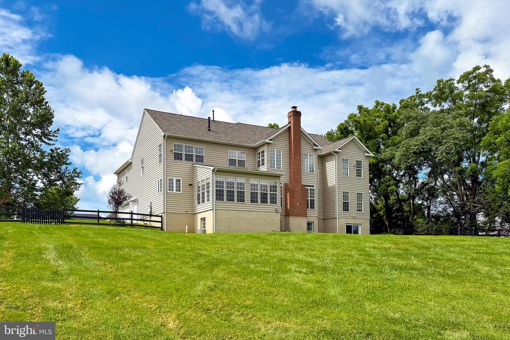 5548 EISELEY CT, WARRENTON, Virginia, 6 Bedrooms Bedrooms, ,4 BathroomsBathrooms,Residential,5548 EISELEY CT,VAFQ2021452 MLS # VAFQ2021452