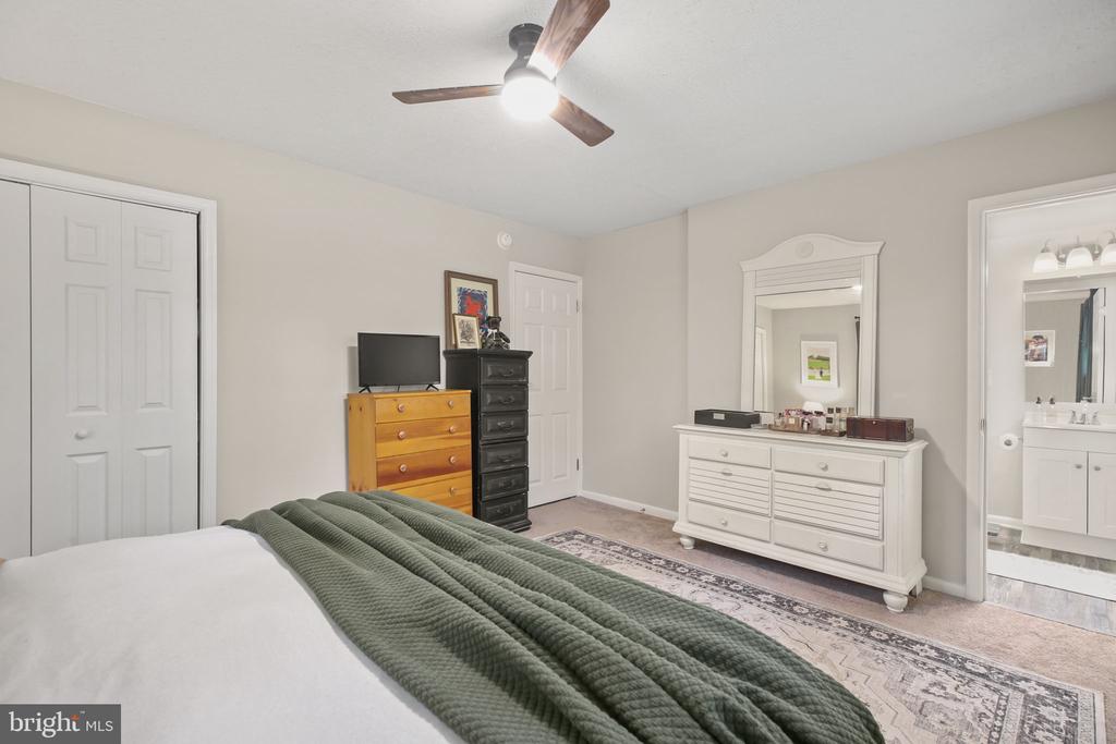 11004 PLATOON DR, SPOTSYLVANIA, Virginia 22551, 3 Bedrooms Bedrooms, ,2 BathroomsBathrooms,Residential,11004 PLATOON DR,VASP2040688 MLS # VASP2040688