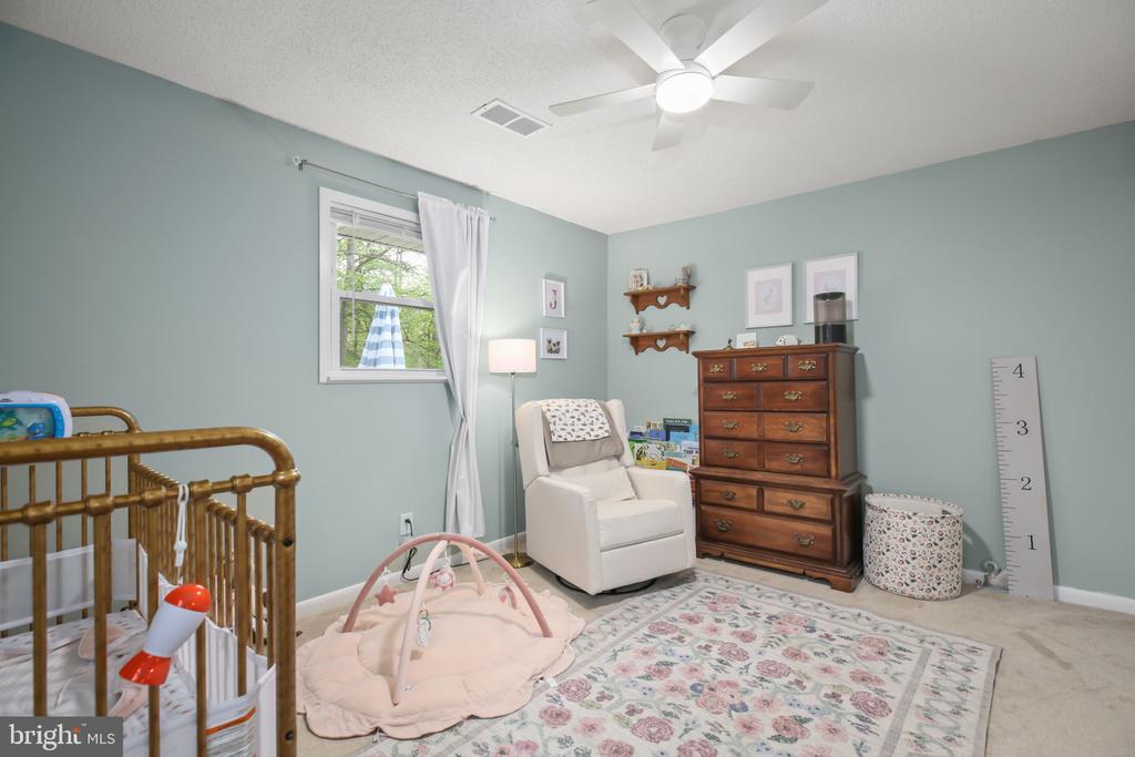 11004 PLATOON DR, SPOTSYLVANIA, Virginia 22551, 3 Bedrooms Bedrooms, ,2 BathroomsBathrooms,Residential,11004 PLATOON DR,VASP2040688 MLS # VASP2040688