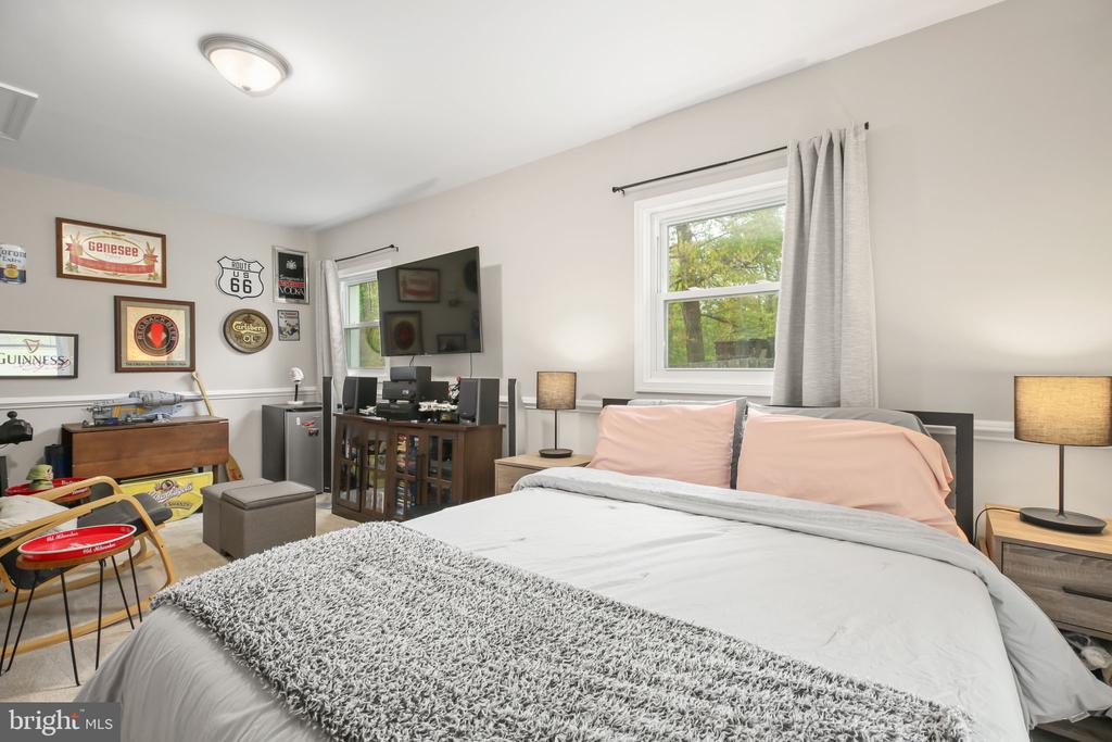 11004 PLATOON DR, SPOTSYLVANIA, Virginia 22551, 3 Bedrooms Bedrooms, ,2 BathroomsBathrooms,Residential,11004 PLATOON DR,VASP2040688 MLS # VASP2040688