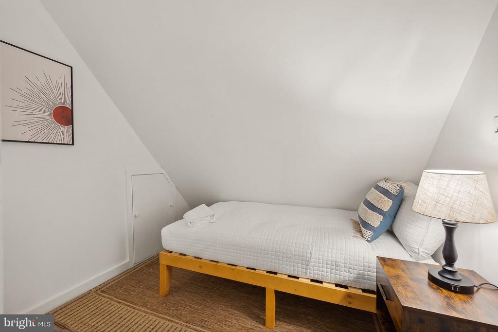 160 RIDGE LOOP, LURAY, Virginia 22835, 3 Bedrooms Bedrooms, ,2 BathroomsBathrooms,Residential,160 RIDGE LOOP,VAPA2006130 MLS # VAPA2006130