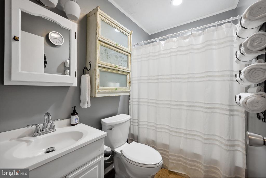 160 RIDGE LOOP, LURAY, Virginia 22835, 3 Bedrooms Bedrooms, ,2 BathroomsBathrooms,Residential,160 RIDGE LOOP,VAPA2006130 MLS # VAPA2006130