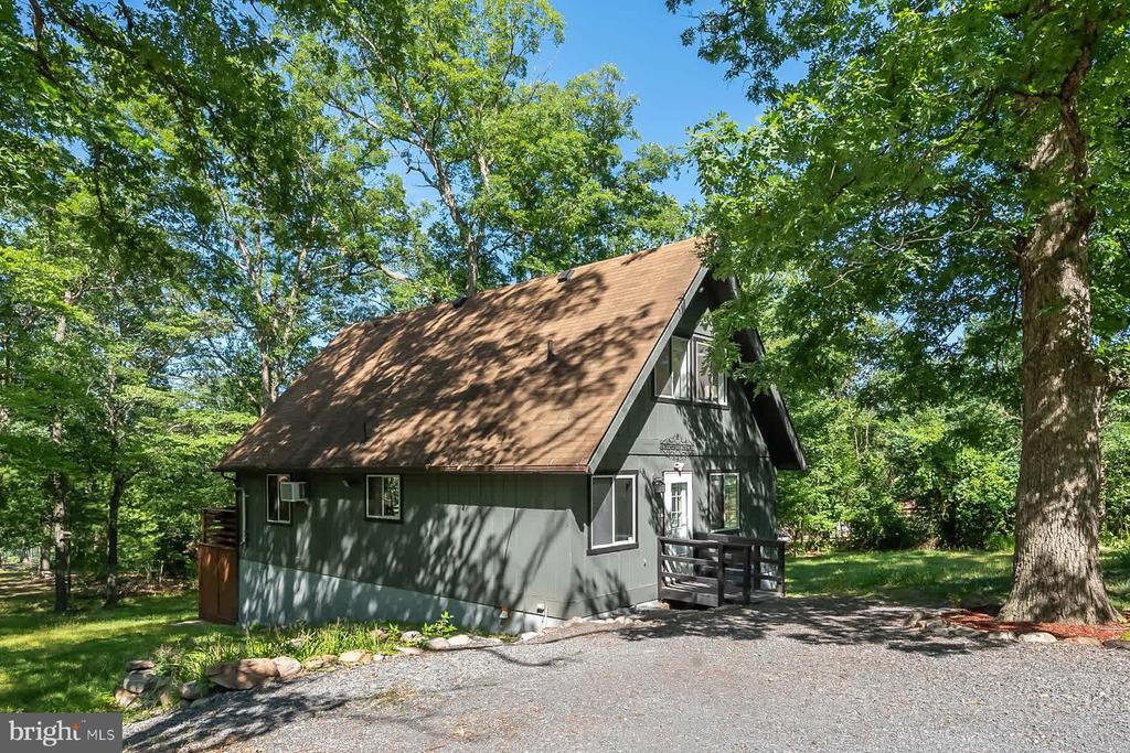 160 RIDGE LOOP, LURAY, Virginia 22835, 3 Bedrooms Bedrooms, ,2 BathroomsBathrooms,Residential,160 RIDGE LOOP,VAPA2006130 MLS # VAPA2006130