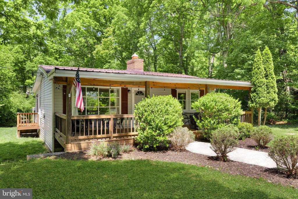 367 RIVERVIEW DR, LURAY, Virginia 22835, 2 Bedrooms Bedrooms, ,2 BathroomsBathrooms,Residential,367 RIVERVIEW DR,VAPA2006120 MLS # VAPA2006120