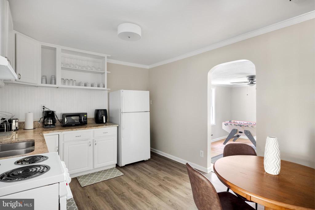 367 RIVERVIEW DR, LURAY, Virginia 22835, 2 Bedrooms Bedrooms, ,2 BathroomsBathrooms,Residential,367 RIVERVIEW DR,VAPA2006120 MLS # VAPA2006120