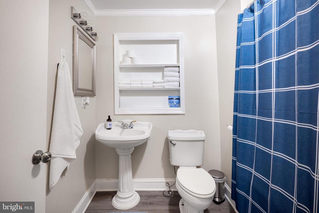 367 RIVERVIEW DR, LURAY, Virginia 22835, 2 Bedrooms Bedrooms, ,2 BathroomsBathrooms,Residential,367 RIVERVIEW DR,VAPA2006120 MLS # VAPA2006120