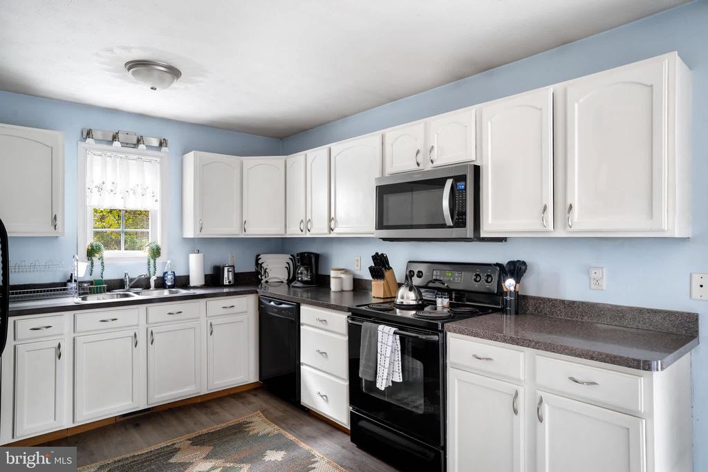 181 RIVERBEND DR, LURAY, Virginia 22835, 3 Bedrooms Bedrooms, ,2 BathroomsBathrooms,Residential,181 RIVERBEND DR,VAPA2006126 MLS # VAPA2006126