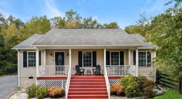 181 RIVERBEND DR, LURAY, Virginia 22835, 3 Bedrooms Bedrooms, ,2 BathroomsBathrooms,Residential,181 RIVERBEND DR,VAPA2006126 MLS # VAPA2006126