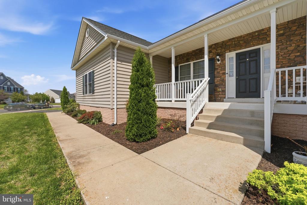 15020 N RIDGE BLVD, CULPEPER, Virginia 22701, 6 Bedrooms Bedrooms, ,4 BathroomsBathrooms,Residential,15020 N RIDGE BLVD,VACU2013316 MLS # VACU2013316