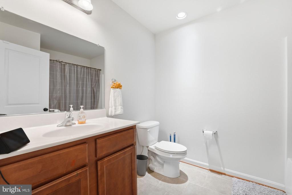 15020 N RIDGE BLVD, CULPEPER, Virginia 22701, 6 Bedrooms Bedrooms, ,4 BathroomsBathrooms,Residential,15020 N RIDGE BLVD,VACU2013316 MLS # VACU2013316