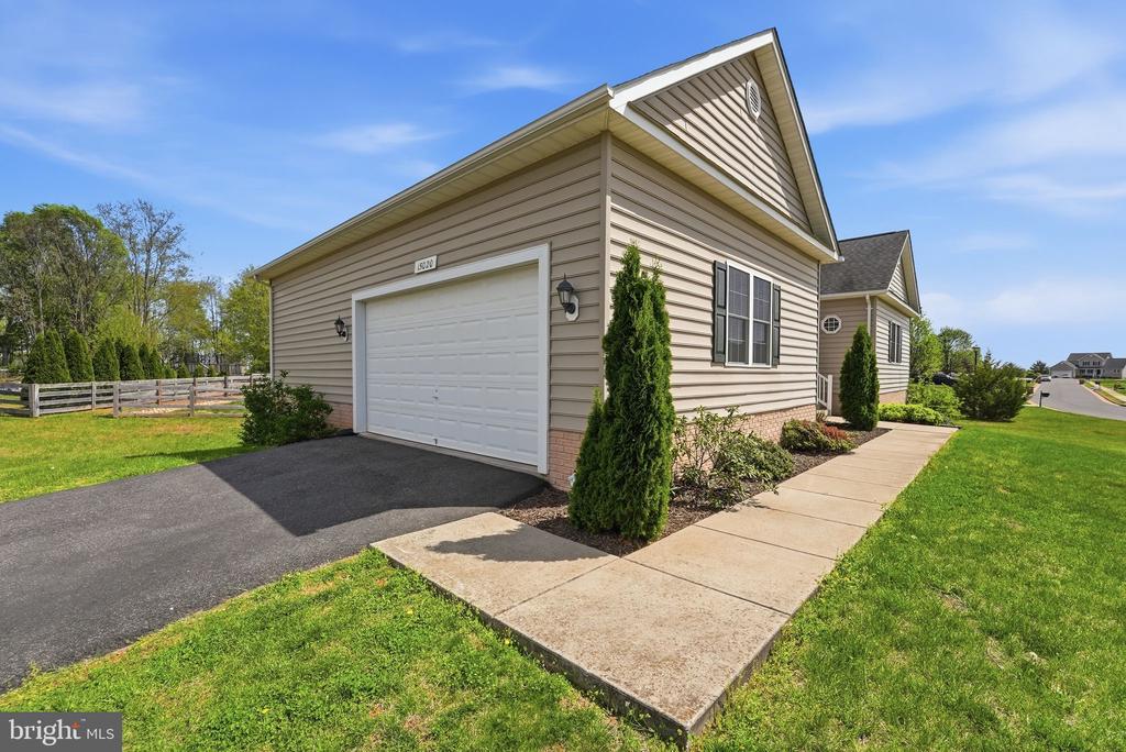 15020 N RIDGE BLVD, CULPEPER, Virginia 22701, 6 Bedrooms Bedrooms, ,4 BathroomsBathrooms,Residential,15020 N RIDGE BLVD,VACU2013316 MLS # VACU2013316