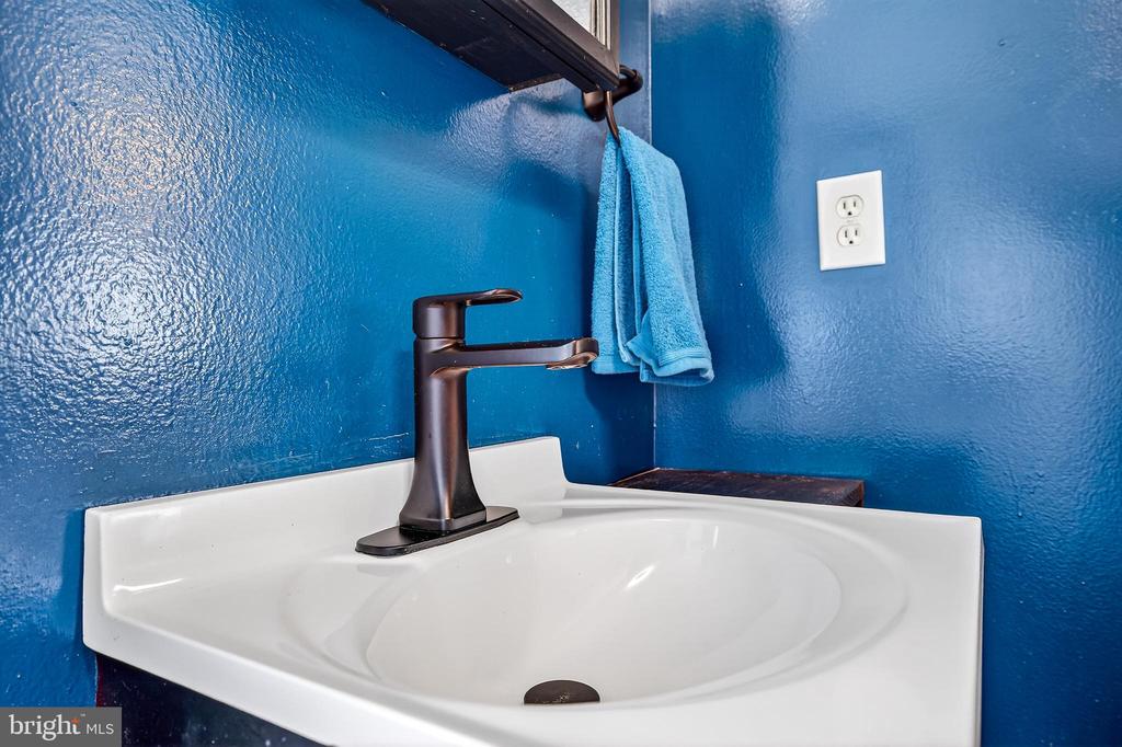 296 KEYSTONE RD, STANLEY, Virginia 22851, 2 Bedrooms Bedrooms, ,2 BathroomsBathrooms,Residential,296 KEYSTONE RD,VAPA2006226 MLS # VAPA2006226