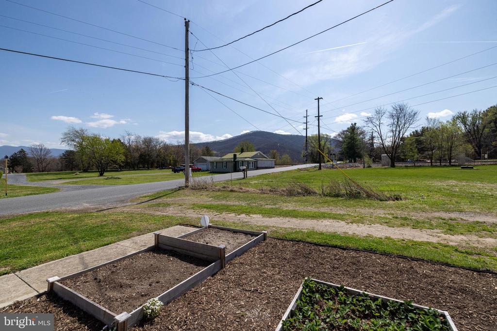 296 KEYSTONE RD, STANLEY, Virginia 22851, 2 Bedrooms Bedrooms, ,2 BathroomsBathrooms,Residential,296 KEYSTONE RD,VAPA2006226 MLS # VAPA2006226