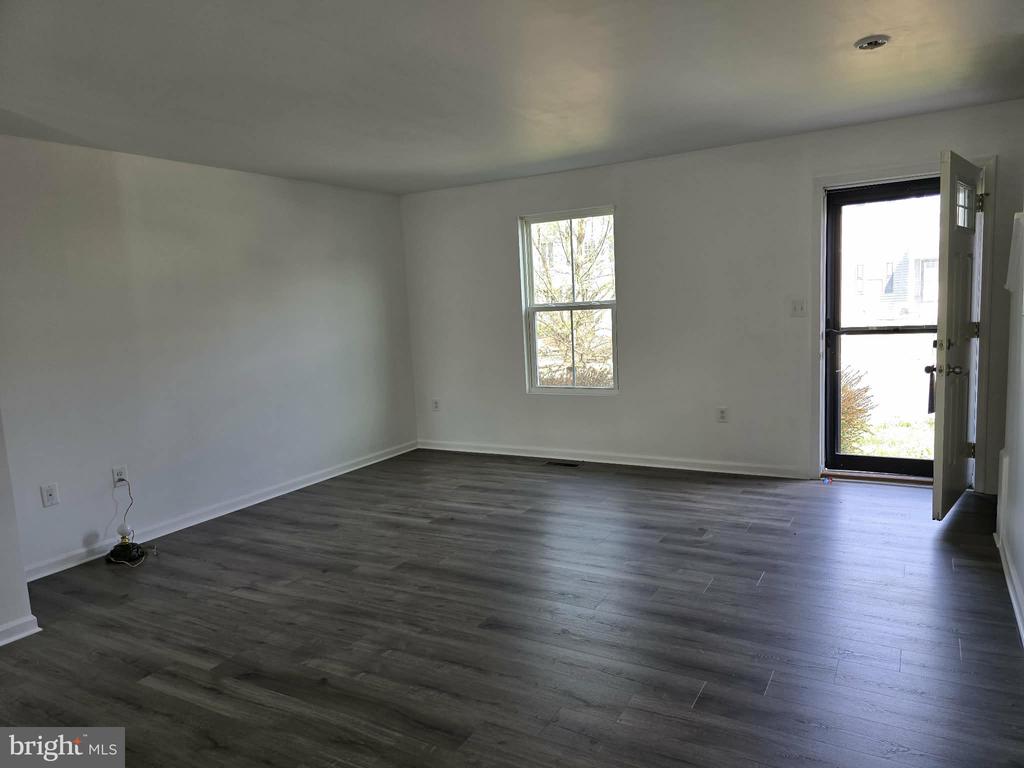 18120 SCENIC CREEK LN, CULPEPER, Virginia 22701, 3 Bedrooms Bedrooms, ,2 BathroomsBathrooms,Residential,18120 SCENIC CREEK LN,VACU2013320 MLS # VACU2013320