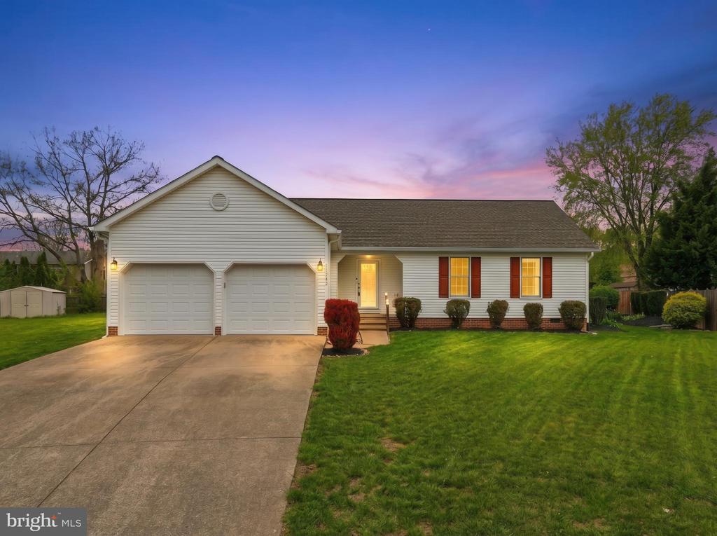 11242 CEDAR LEE CT, BEALETON, Virginia, 3 Bedrooms Bedrooms, ,2 BathroomsBathrooms,Residential,11242 CEDAR LEE CT,VAFQ2021492 MLS # VAFQ2021492