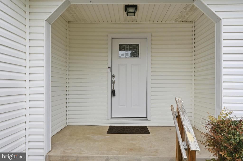 11242 CEDAR LEE CT, BEALETON, Virginia, 3 Bedrooms Bedrooms, ,2 BathroomsBathrooms,Residential,11242 CEDAR LEE CT,VAFQ2021492 MLS # VAFQ2021492