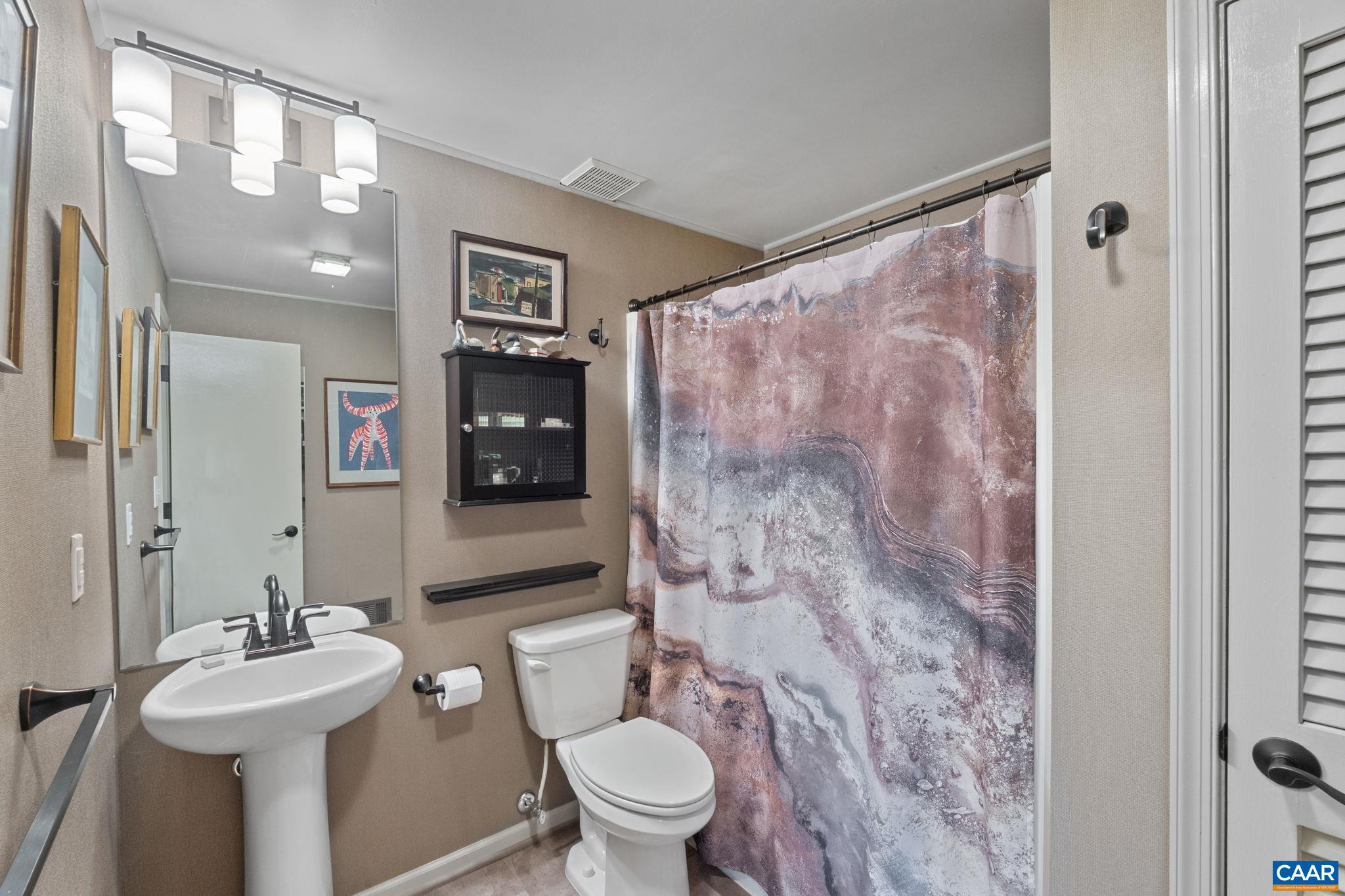 2228 BRANDYWINE DR, CHARLOTTESVILLE, Virginia 22901, 4 Bedrooms Bedrooms, ,3 BathroomsBathrooms,Residential,2228 BRANDYWINE DR,675636 MLS # 675636