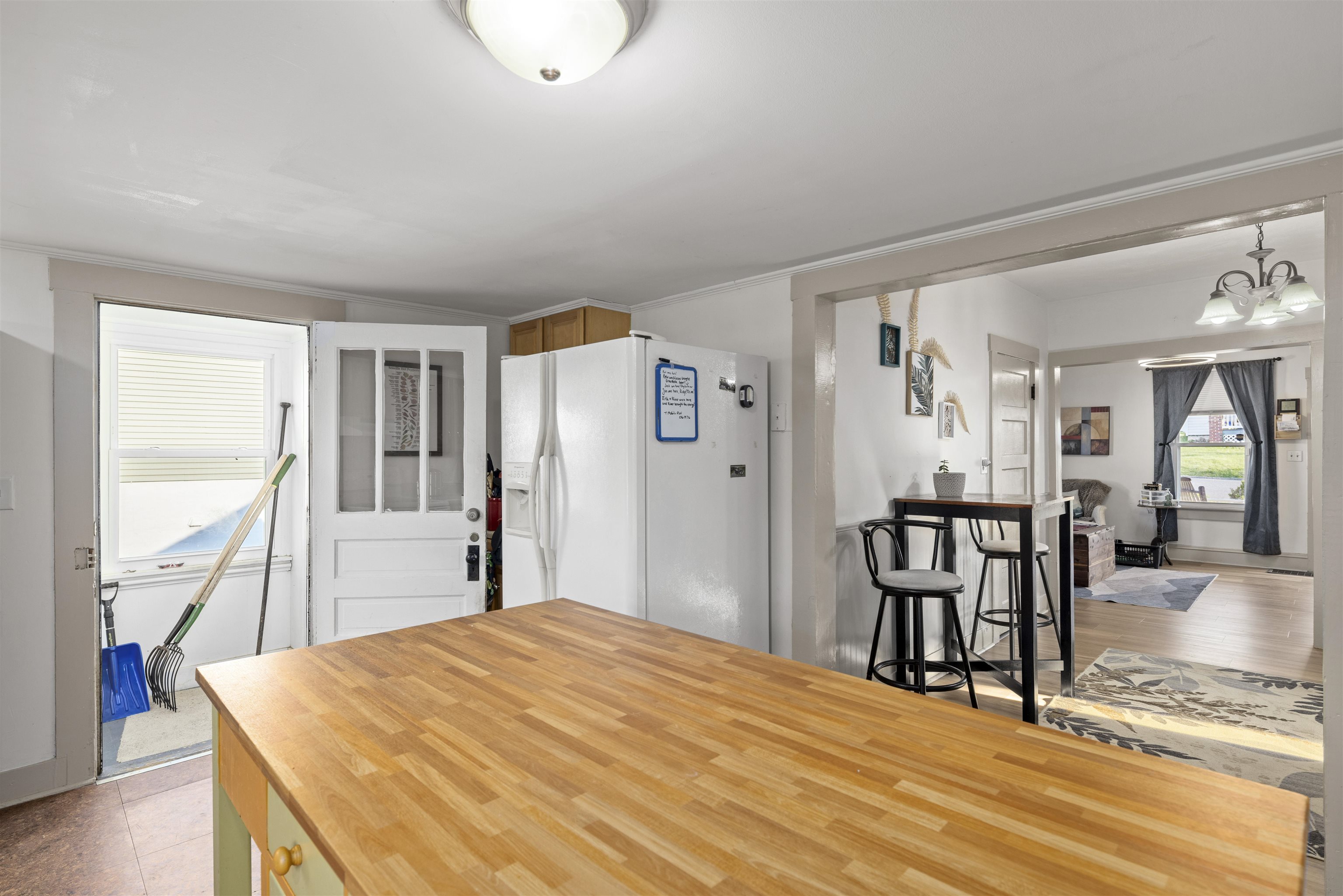 337 MARY GRAY LN, STAUNTON, Virginia 24401, 3 Bedrooms Bedrooms, ,1 BathroomBathrooms,Residential,337 MARY GRAY LN,675817 MLS # 675817