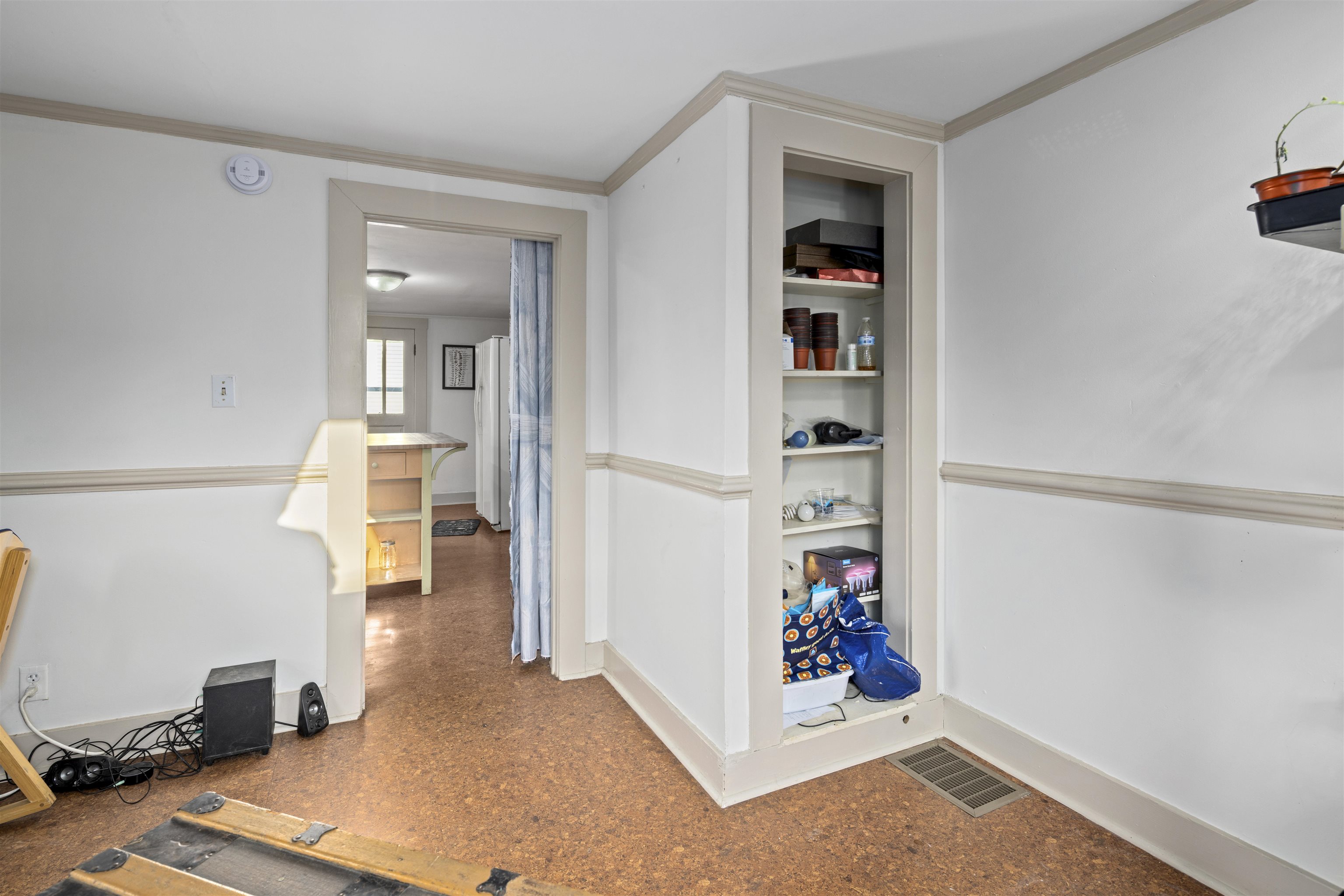 337 MARY GRAY LN, STAUNTON, Virginia 24401, 3 Bedrooms Bedrooms, ,1 BathroomBathrooms,Residential,337 MARY GRAY LN,675817 MLS # 675817