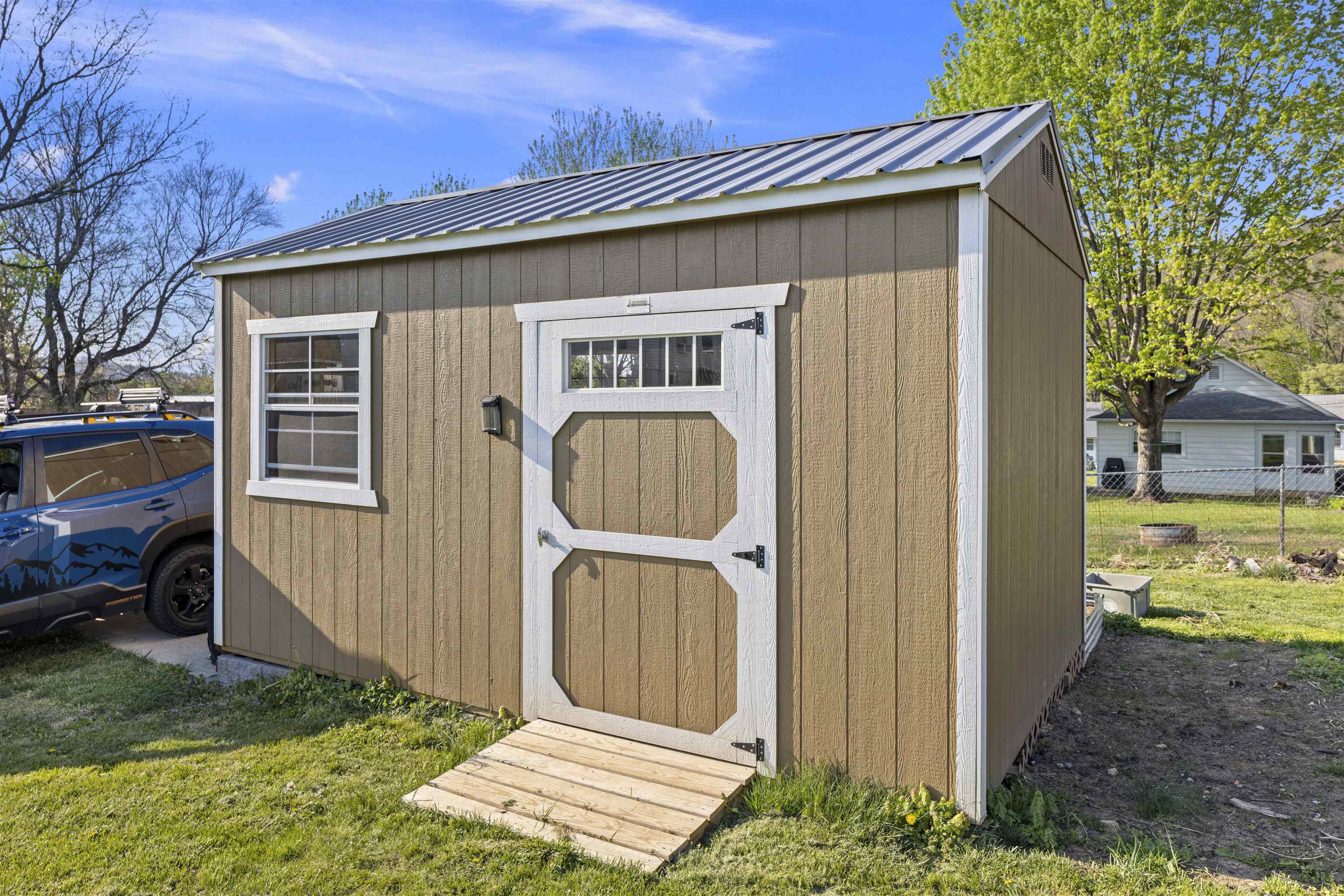 337 MARY GRAY LN, STAUNTON, Virginia 24401, 3 Bedrooms Bedrooms, ,1 BathroomBathrooms,Residential,337 MARY GRAY LN,675817 MLS # 675817