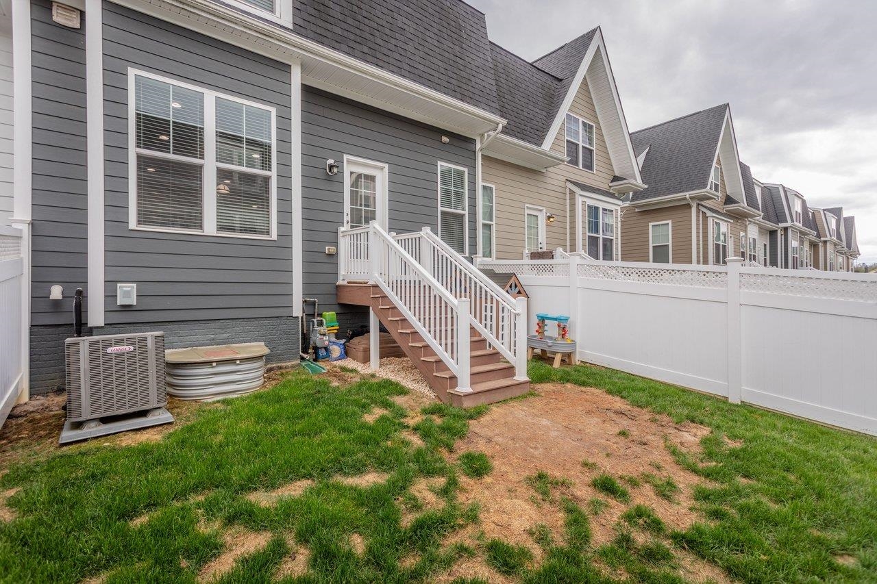 3255 CHARLESTON BLVD, ROCKINGHAM, Virginia 22801, 3 Bedrooms Bedrooms, ,2 BathroomsBathrooms,Residential,3255 CHARLESTON BLVD,675818 MLS # 675818