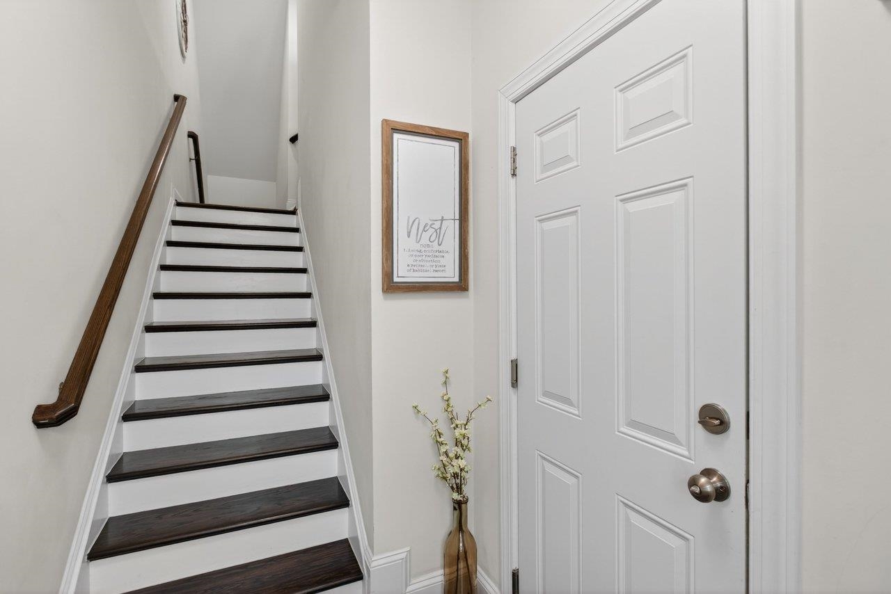 3255 CHARLESTON BLVD, ROCKINGHAM, Virginia 22801, 3 Bedrooms Bedrooms, ,2 BathroomsBathrooms,Residential,3255 CHARLESTON BLVD,675818 MLS # 675818