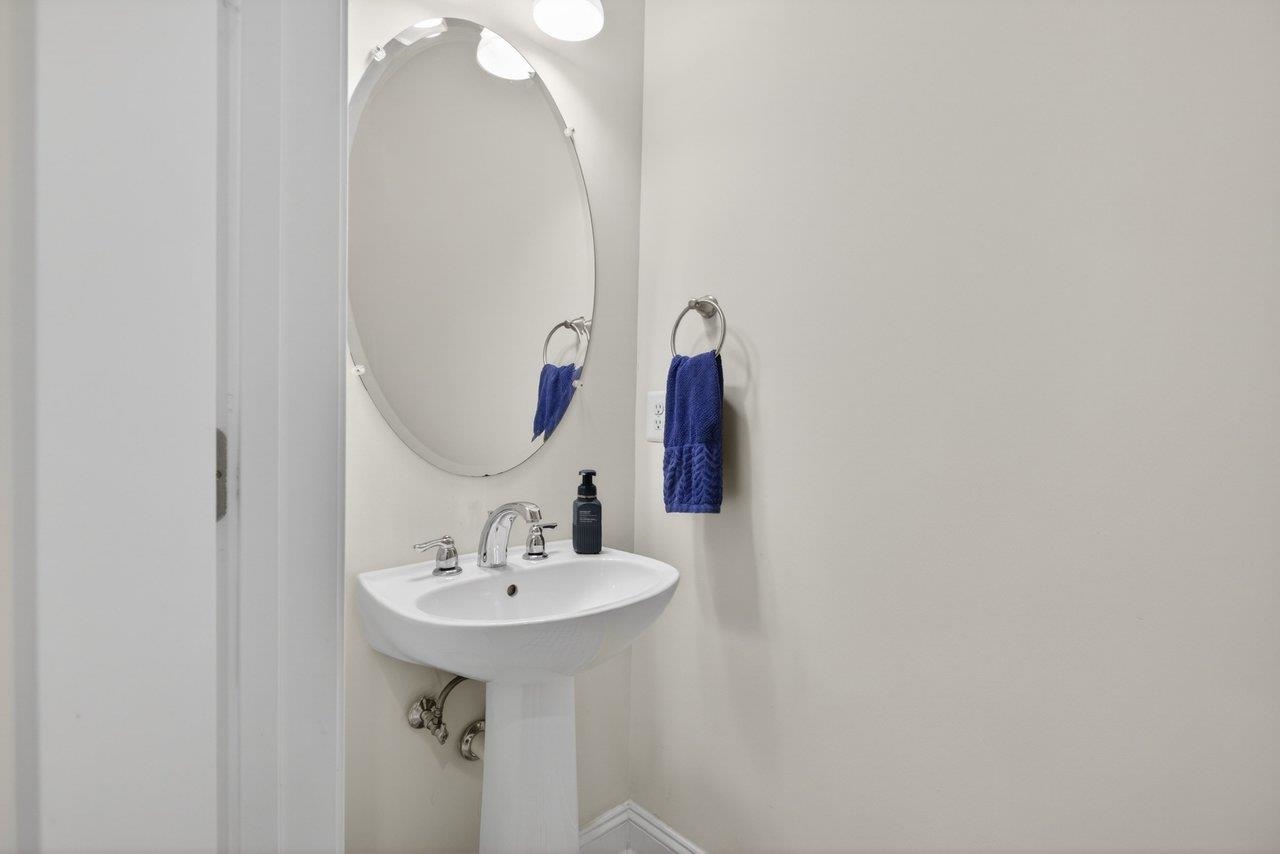 3255 CHARLESTON BLVD, ROCKINGHAM, Virginia 22801, 3 Bedrooms Bedrooms, ,2 BathroomsBathrooms,Residential,3255 CHARLESTON BLVD,675818 MLS # 675818