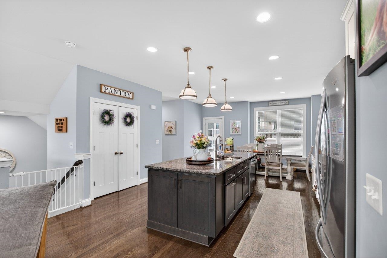 3255 CHARLESTON BLVD, ROCKINGHAM, Virginia 22801, 3 Bedrooms Bedrooms, ,2 BathroomsBathrooms,Residential,3255 CHARLESTON BLVD,675818 MLS # 675818