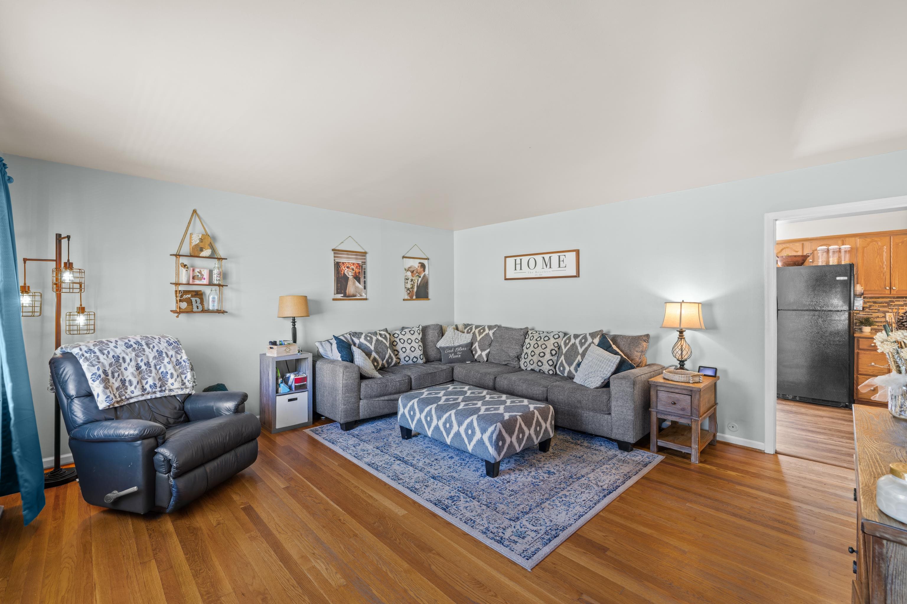 918 WASHINGTON AVE, WAYNESBORO, Virginia 22980, 4 Bedrooms Bedrooms, ,2 BathroomsBathrooms,Residential,B.,918 WASHINGTON AVE,675820 MLS # 675820