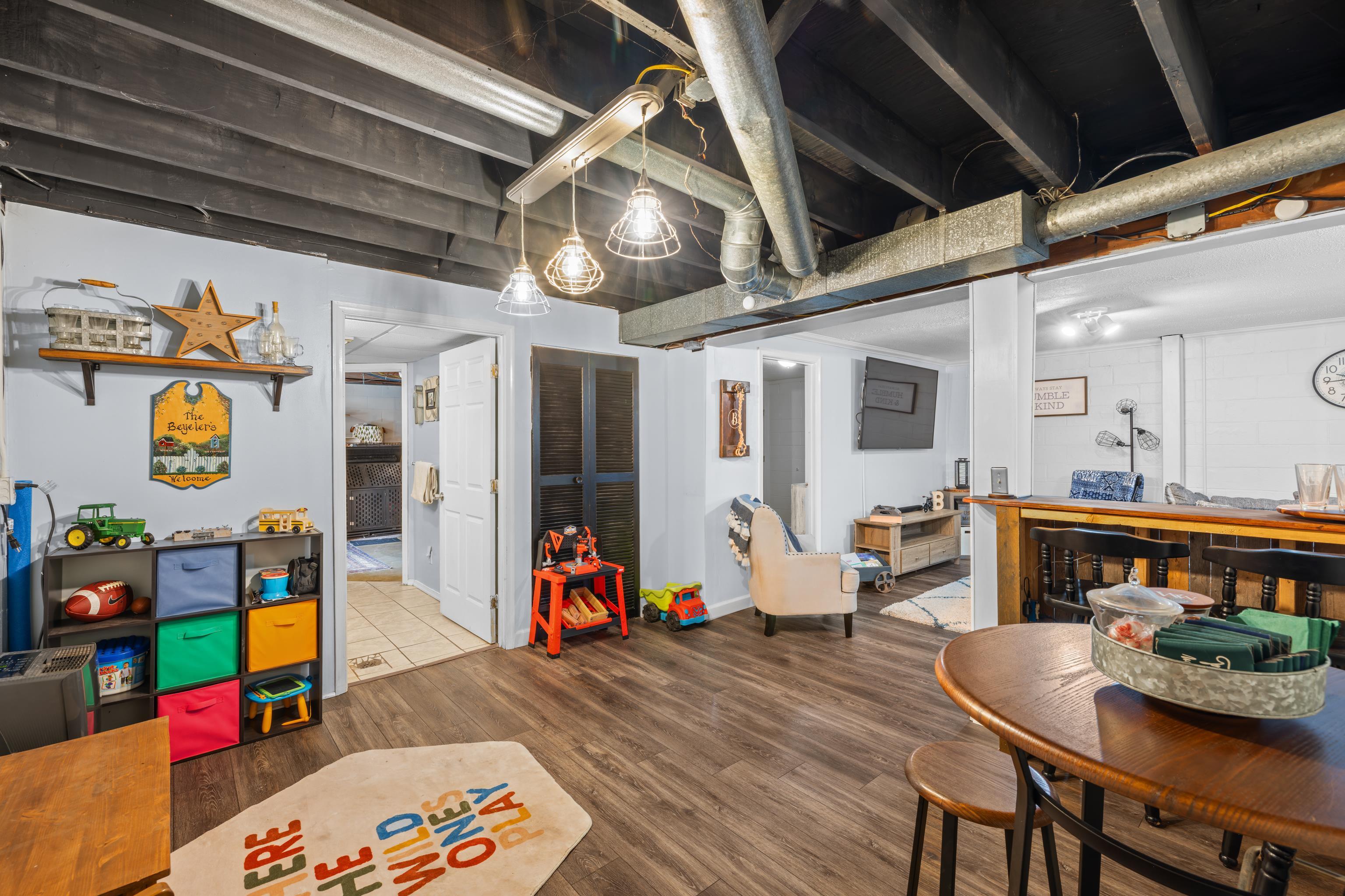 918 WASHINGTON AVE, WAYNESBORO, Virginia 22980, 4 Bedrooms Bedrooms, ,2 BathroomsBathrooms,Residential,B.,918 WASHINGTON AVE,675820 MLS # 675820