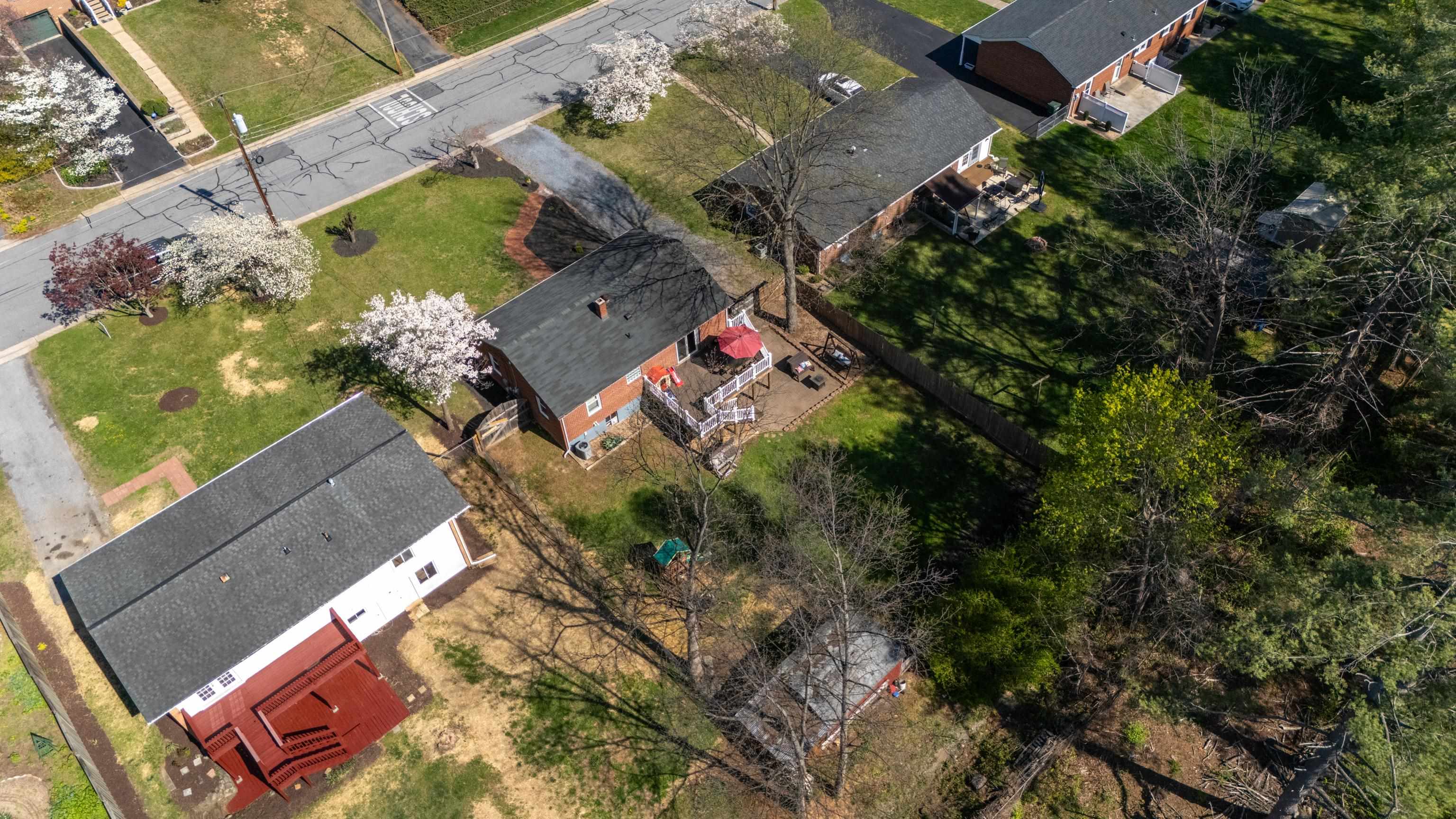 918 WASHINGTON AVE, WAYNESBORO, Virginia 22980, 4 Bedrooms Bedrooms, ,2 BathroomsBathrooms,Residential,B.,918 WASHINGTON AVE,675820 MLS # 675820