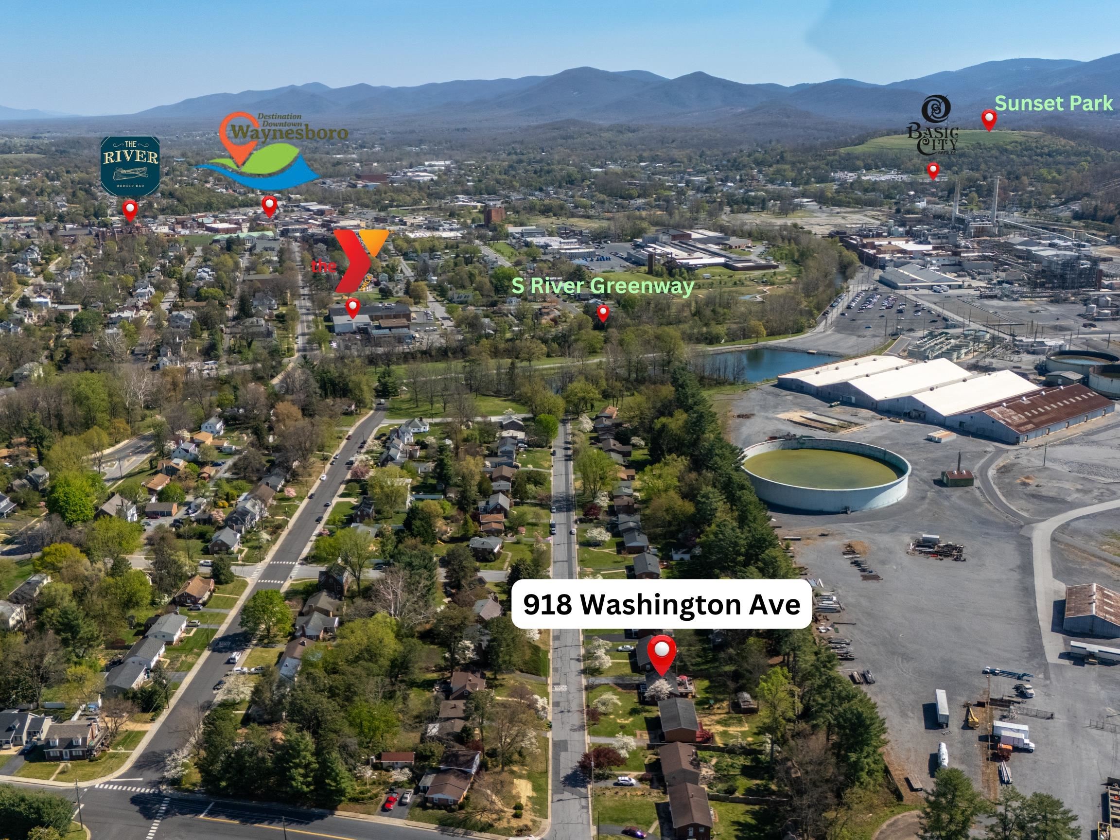 918 WASHINGTON AVE, WAYNESBORO, Virginia 22980, 4 Bedrooms Bedrooms, ,2 BathroomsBathrooms,Residential,B.,918 WASHINGTON AVE,675820 MLS # 675820