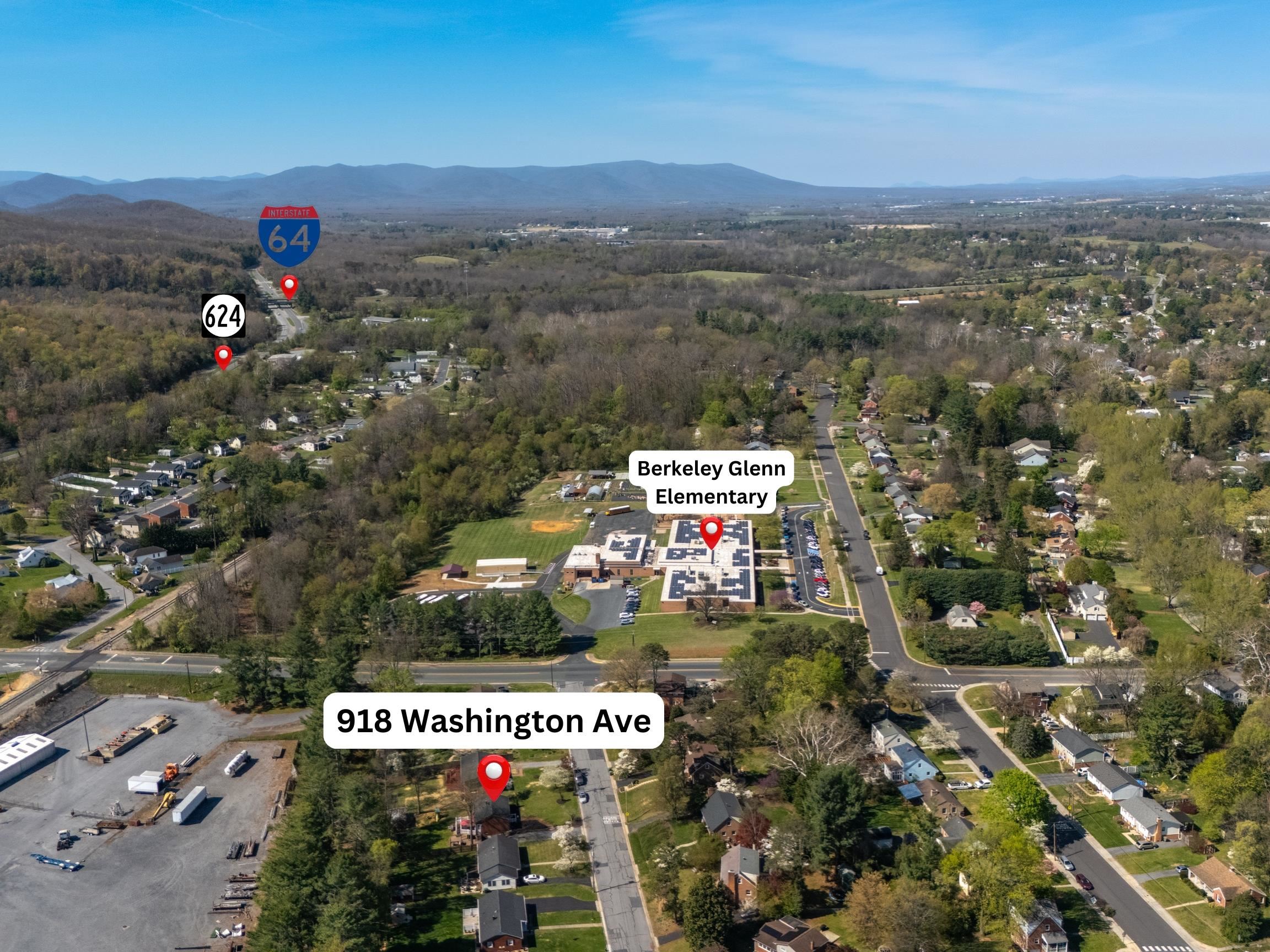 918 WASHINGTON AVE, WAYNESBORO, Virginia 22980, 4 Bedrooms Bedrooms, ,2 BathroomsBathrooms,Residential,B.,918 WASHINGTON AVE,675820 MLS # 675820