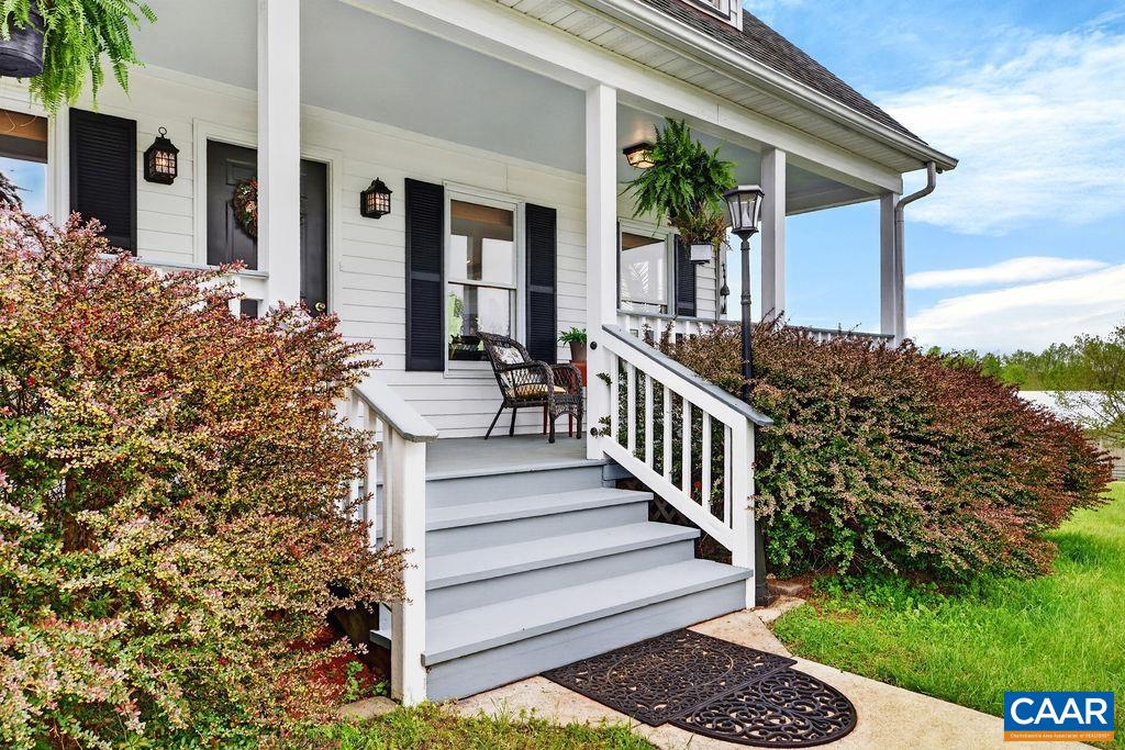 10808 PATRICK HENRY HWY, ROSELAND, Virginia 22967, 4 Bedrooms Bedrooms, ,4 BathroomsBathrooms,Residential,Hat Creek Ridge,10808 PATRICK HENRY HWY,675821 MLS # 675821