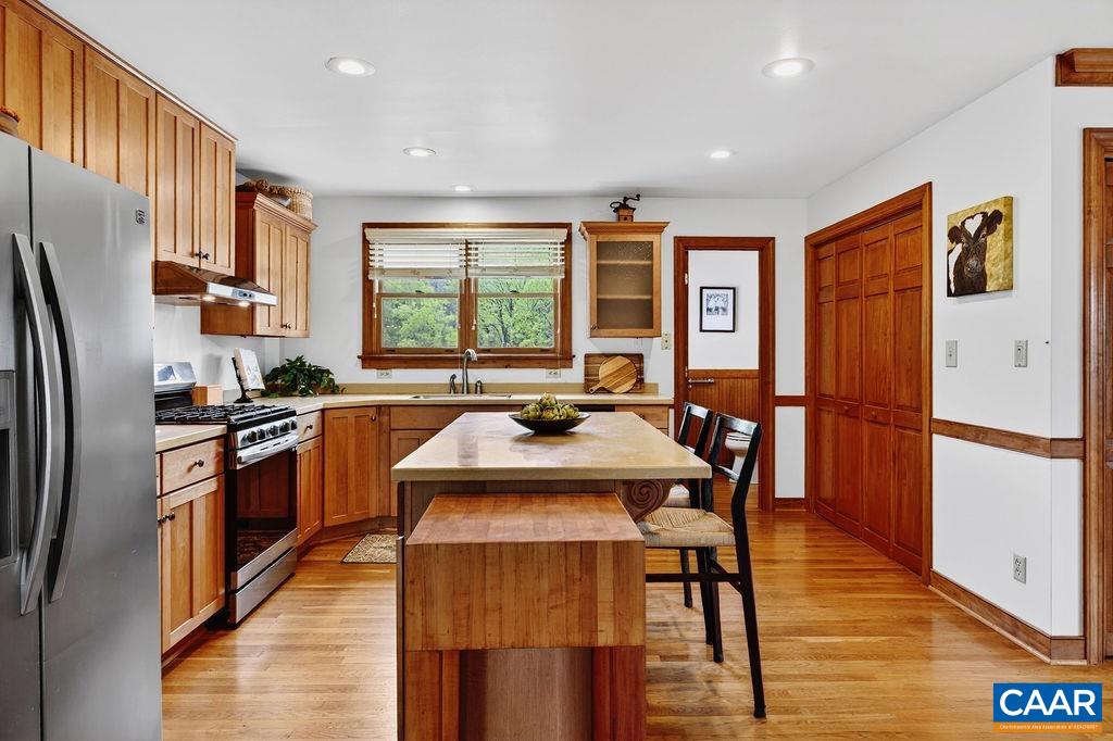 10808 PATRICK HENRY HWY, ROSELAND, Virginia 22967, 4 Bedrooms Bedrooms, ,4 BathroomsBathrooms,Residential,Hat Creek Ridge,10808 PATRICK HENRY HWY,675821 MLS # 675821