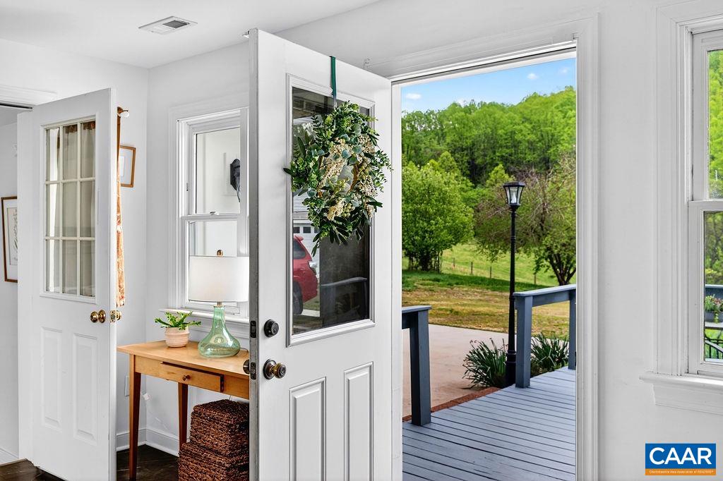 10808 PATRICK HENRY HWY, ROSELAND, Virginia 22967, 4 Bedrooms Bedrooms, ,4 BathroomsBathrooms,Residential,Hat Creek Ridge,10808 PATRICK HENRY HWY,675821 MLS # 675821